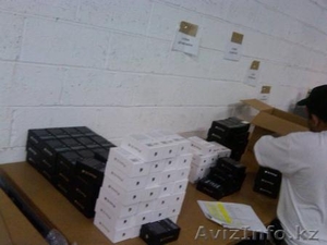  Apple iPhone 4S 64GB